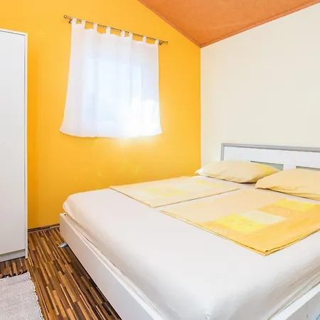 Kopi Apartman Vir